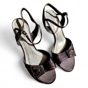 Predictions Kitten Heel Sandals Black Satin Size 9.5 Wide Fit